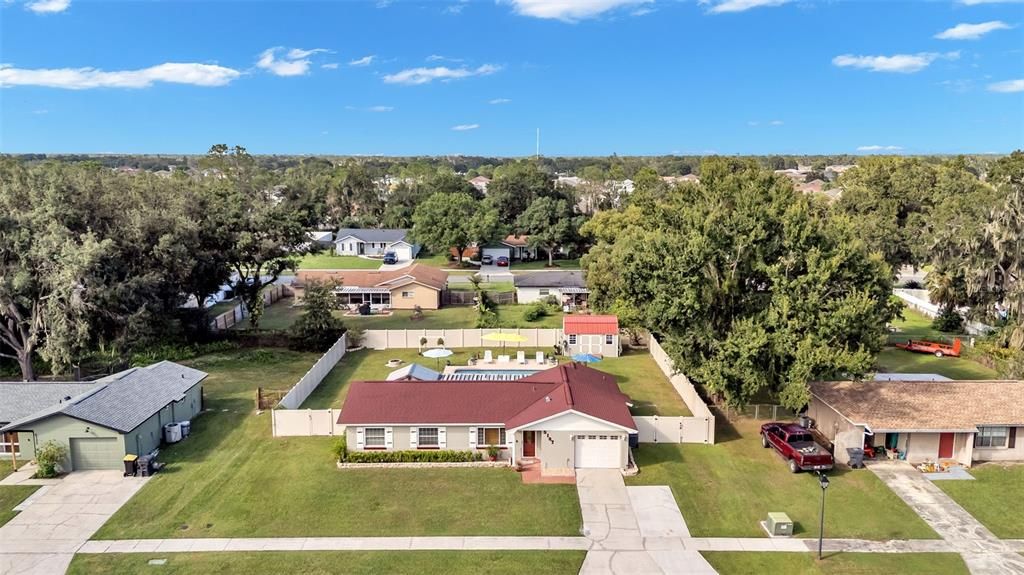 For Sale: $284,900 (4 beds, 2 baths, 1091 Square Feet)