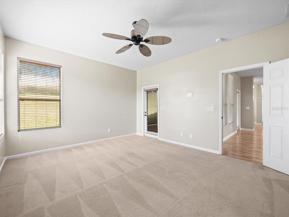 Active With Contract: $400,000 (3 beds, 2 baths, 1645 Square Feet)