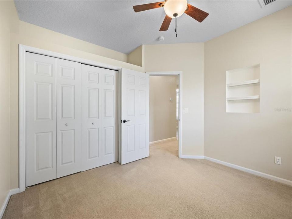 Active With Contract: $400,000 (3 beds, 2 baths, 1645 Square Feet)