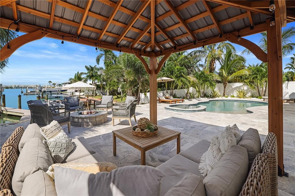 待售: $1,850,000 (3 贝兹, 2 浴室, 2160 平方英尺)