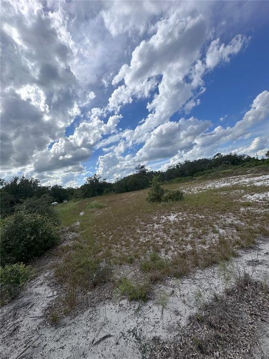 待售: $16,000 (0.18 acres)