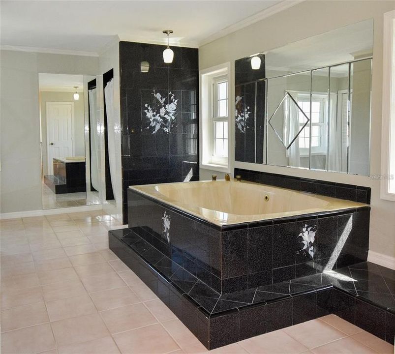 En Renta: $7,000 (4 camas, 4 baños, 4456 Pies cuadrados)