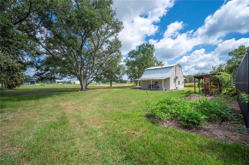 For Sale: $799,900 (4 beds, 3 baths, 2750 Square Feet)