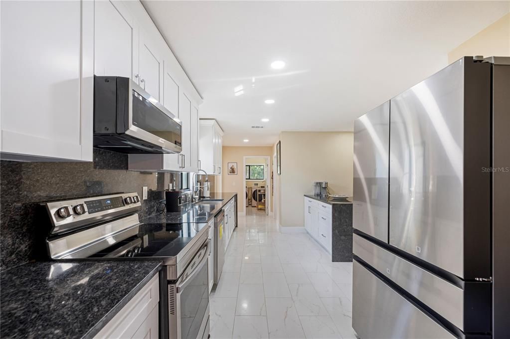 For Sale: $799,900 (4 beds, 3 baths, 2750 Square Feet)