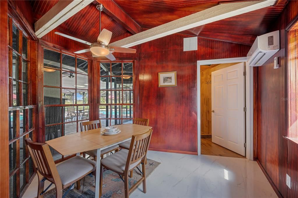 For Sale: $799,900 (4 beds, 3 baths, 2750 Square Feet)