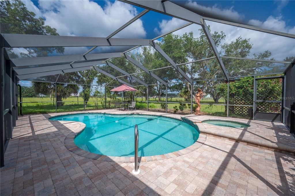 For Sale: $799,900 (4 beds, 3 baths, 2750 Square Feet)