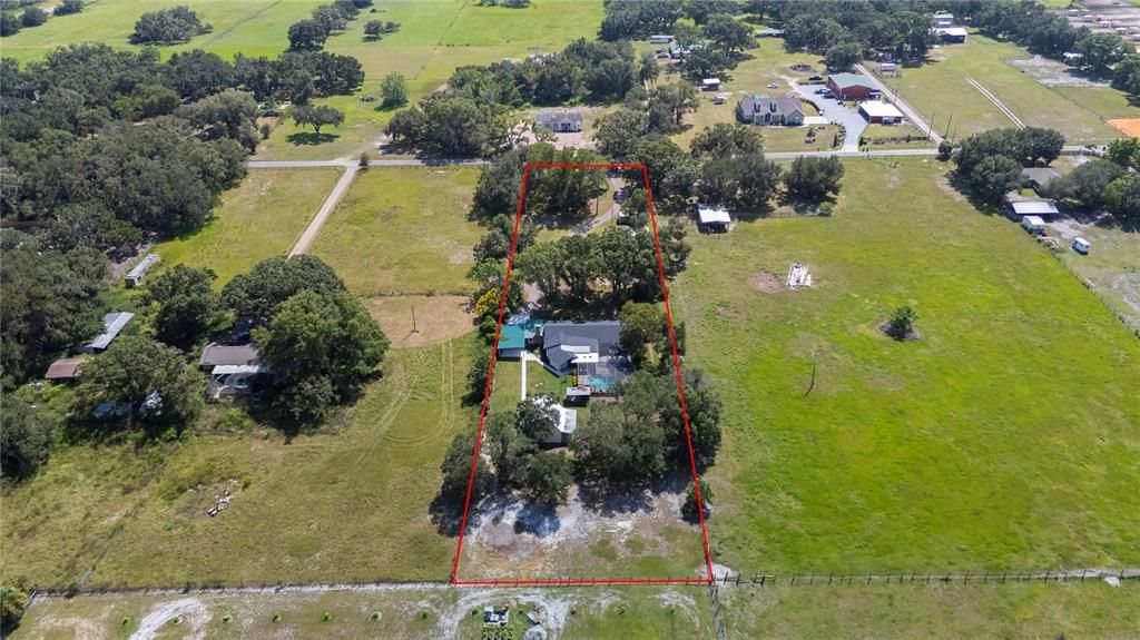 For Sale: $799,900 (4 beds, 3 baths, 2750 Square Feet)