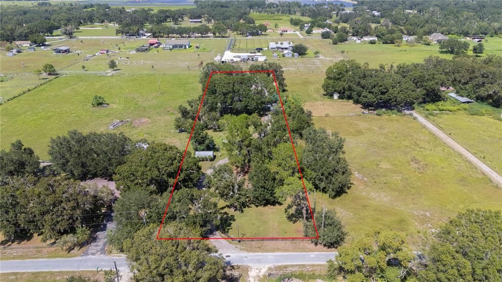 For Sale: $799,900 (4 beds, 3 baths, 2750 Square Feet)