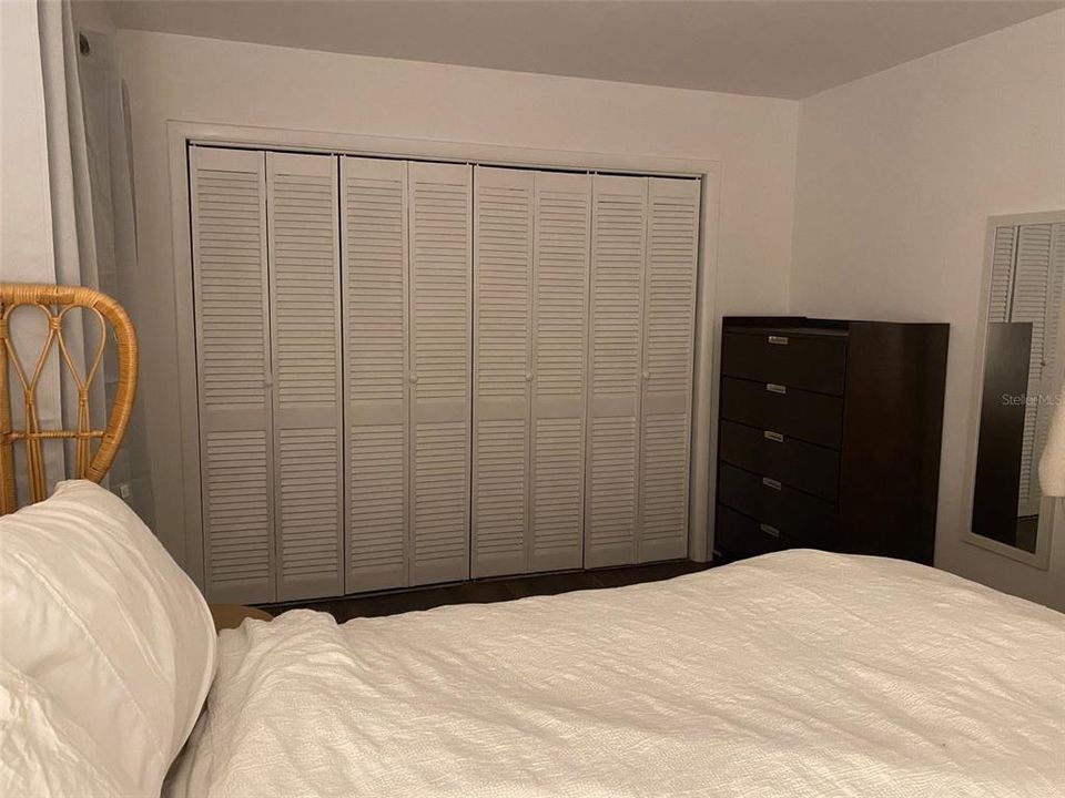 For Rent: $1,450 (1 beds, 1 baths, 560 Square Feet)