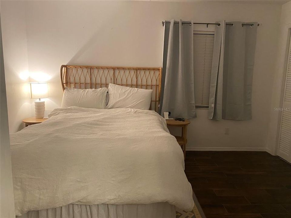 For Rent: $1,450 (1 beds, 1 baths, 560 Square Feet)