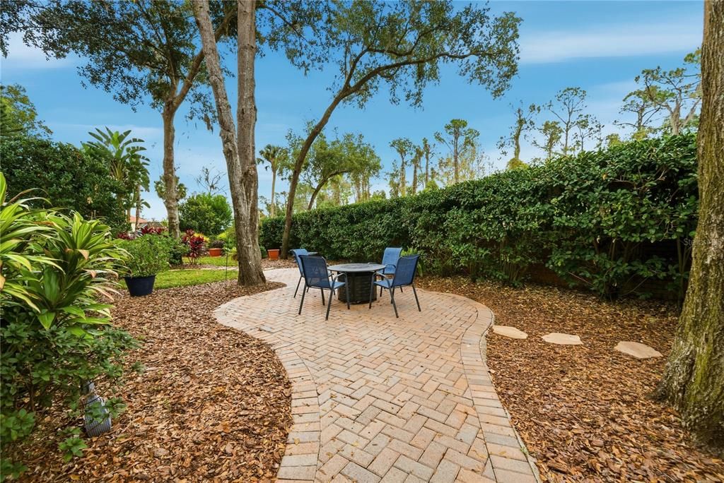 На продажу: $884,900 (3 спален, 3 ванн, 2848 Квадратных фут)