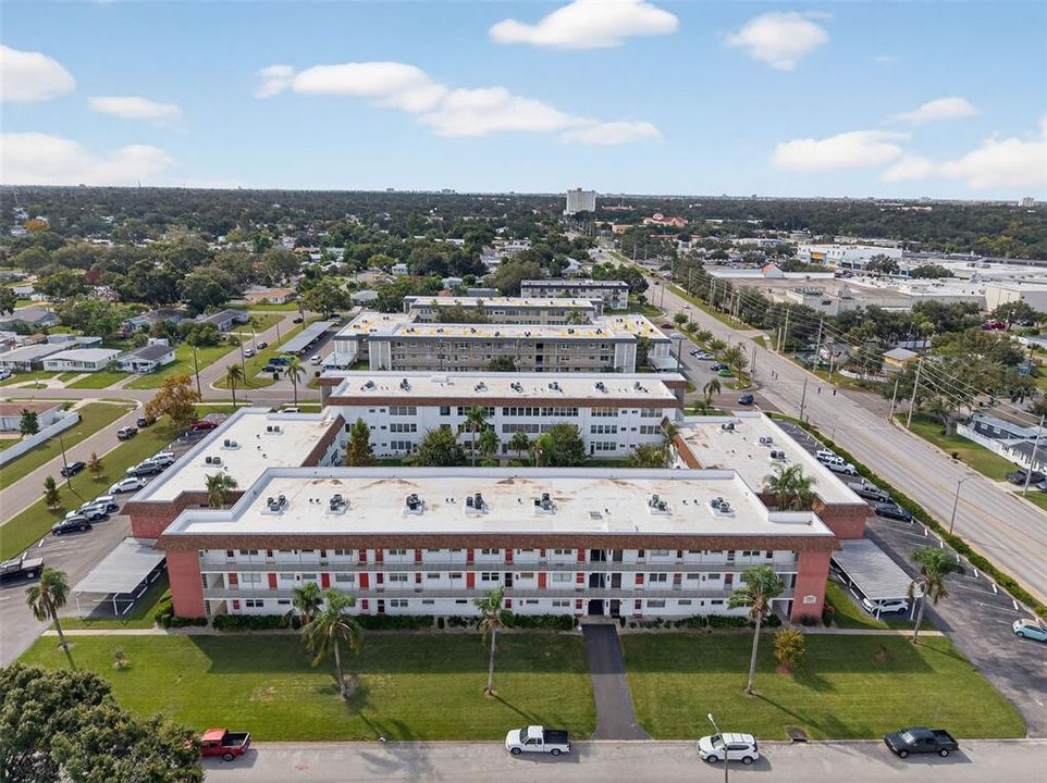 Active With Contract: $159,000 (2 beds, 2 baths, 1030 Square Feet)