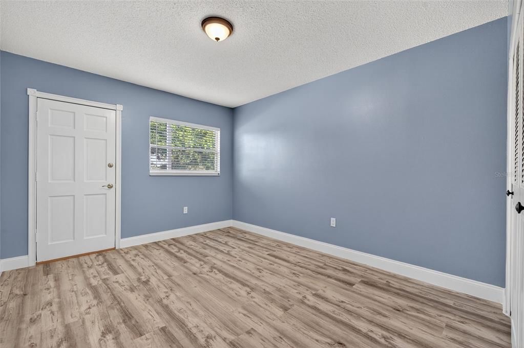 Active With Contract: $159,000 (2 beds, 2 baths, 1030 Square Feet)