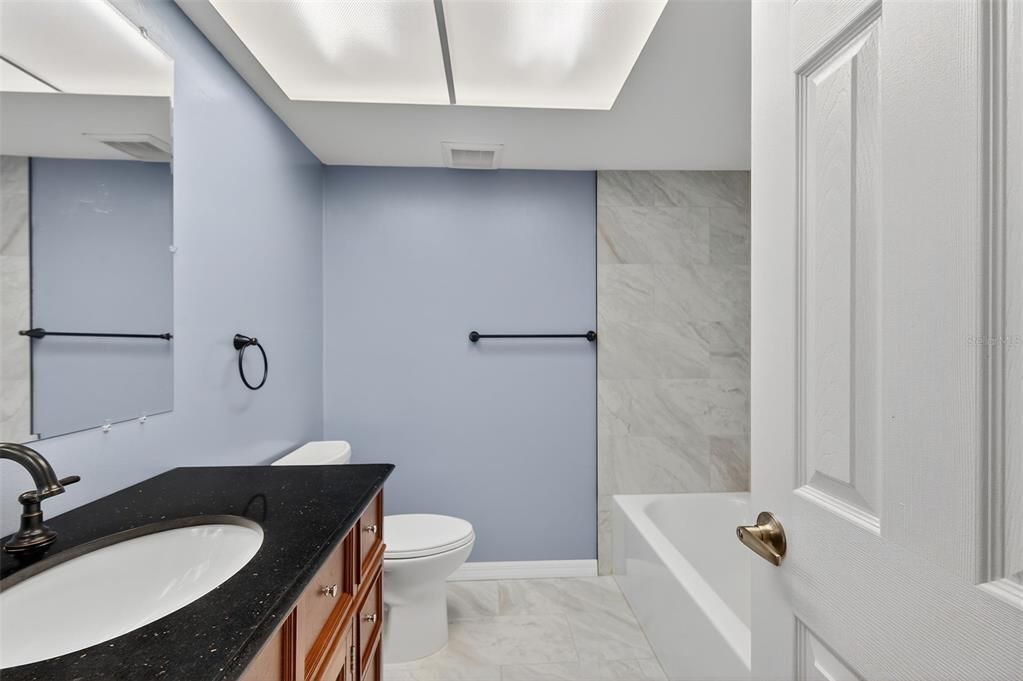 Active With Contract: $159,000 (2 beds, 2 baths, 1030 Square Feet)