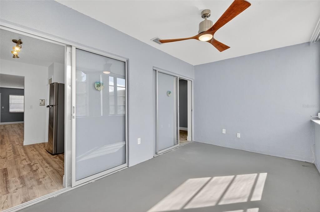 Active With Contract: $159,000 (2 beds, 2 baths, 1030 Square Feet)