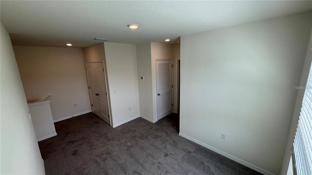 For Rent: $2,200 (3 beds, 2 baths, 1758 Square Feet)