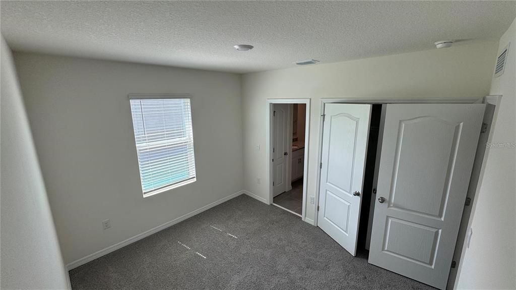 For Rent: $2,200 (3 beds, 2 baths, 1758 Square Feet)