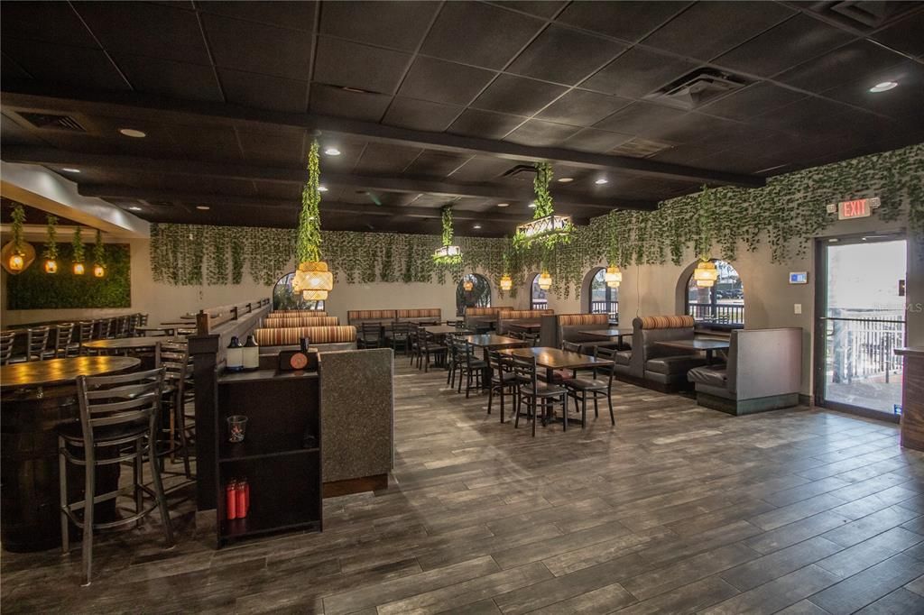 На продажу: $1,500,000 (0 спален, 0 ванн, 2670 Квадратных фут)