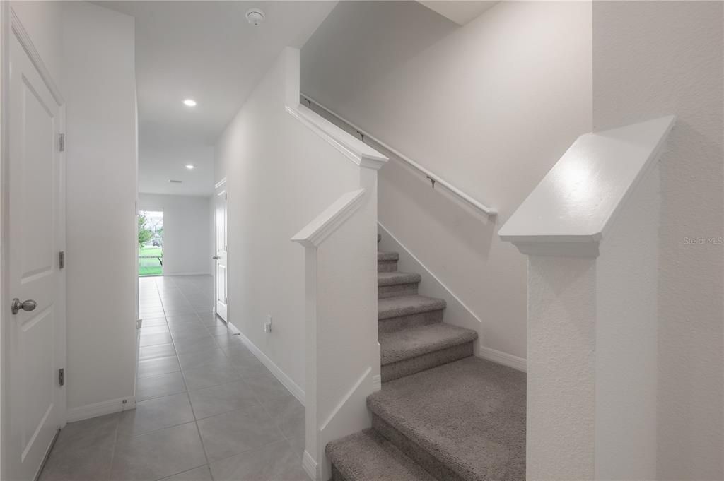 For Sale: $299,900 (3 beds, 2 baths, 1785 Square Feet)