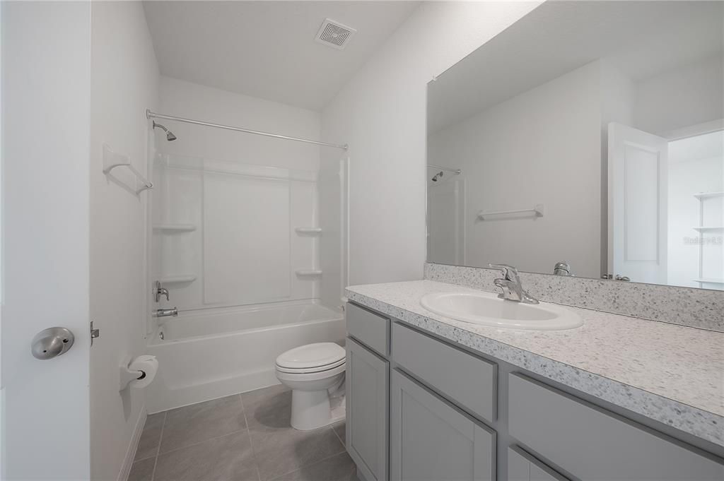 For Sale: $299,900 (3 beds, 2 baths, 1785 Square Feet)