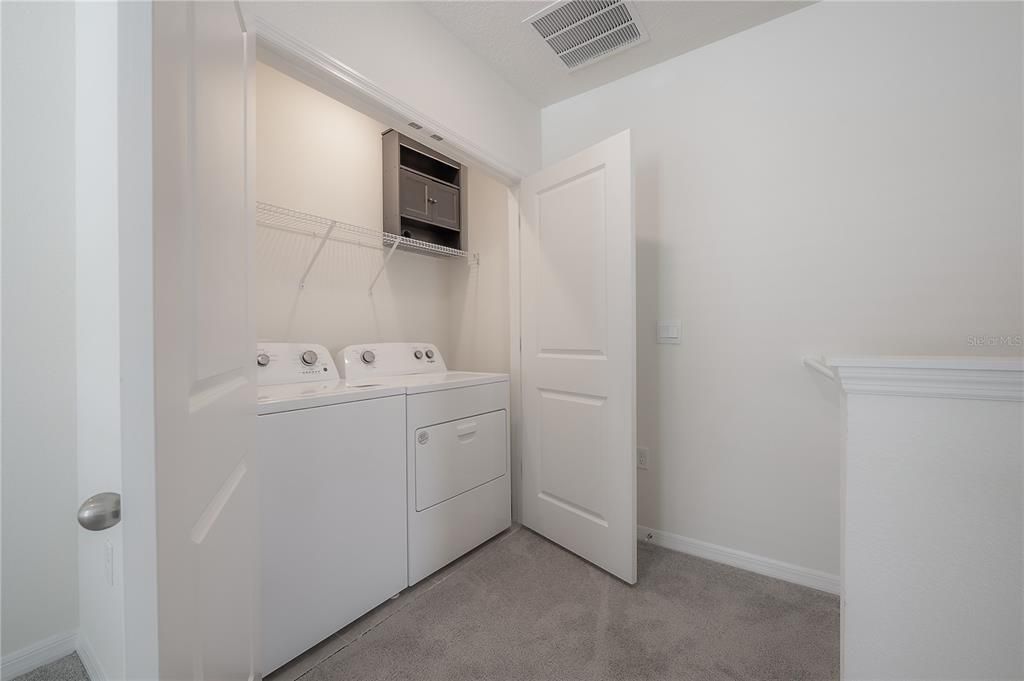 For Sale: $299,900 (3 beds, 2 baths, 1785 Square Feet)