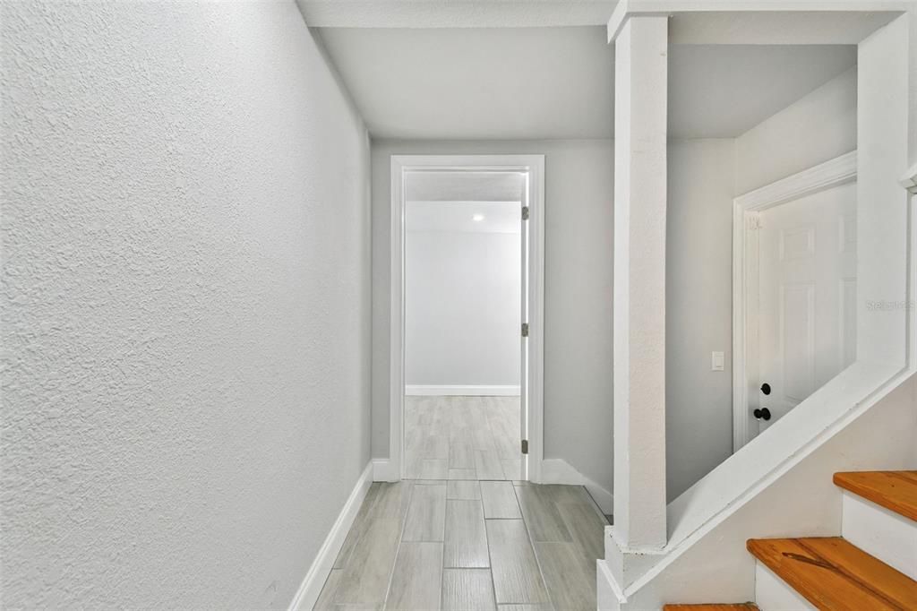 На продажу: $319,996 (4 спален, 3 ванн, 1798 Квадратных фут)