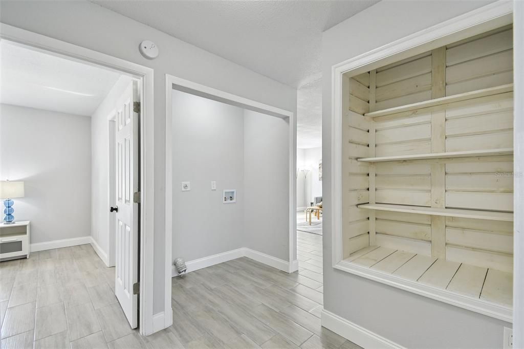 На продажу: $319,996 (4 спален, 3 ванн, 1798 Квадратных фут)