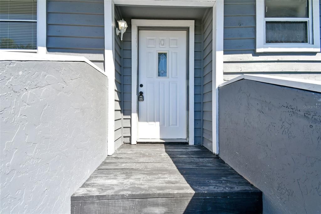 На продажу: $319,996 (4 спален, 3 ванн, 1798 Квадратных фут)