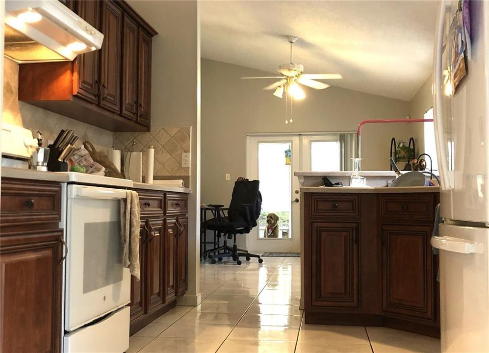 待售: $430,000 (3 贝兹, 2 浴室, 1587 平方英尺)