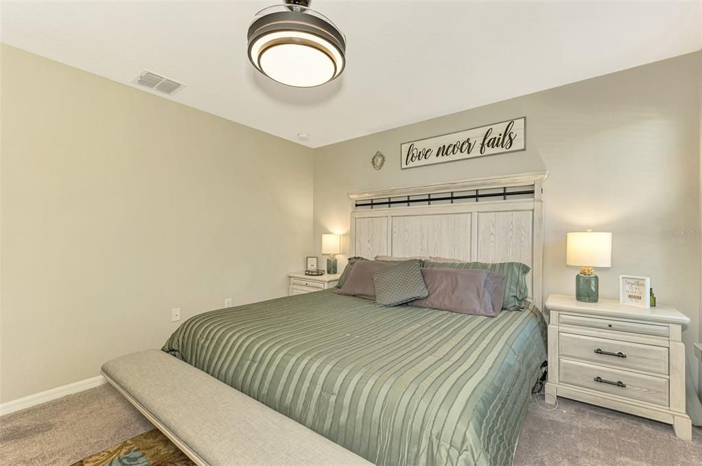 For Sale: $315,000 (3 beds, 2 baths, 1539 Square Feet)