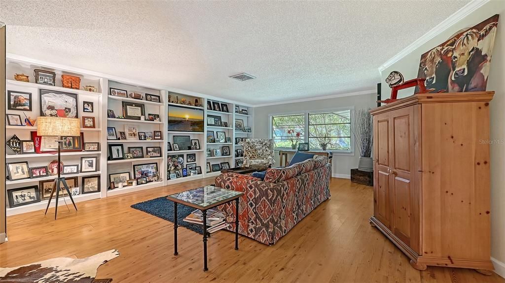 En Venta: $1,499,000 (4 camas, 3 baños, 3805 Pies cuadrados)