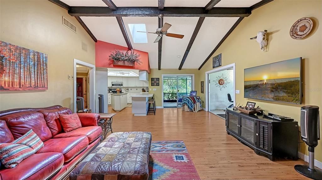 En Venta: $1,499,000 (4 camas, 3 baños, 3805 Pies cuadrados)