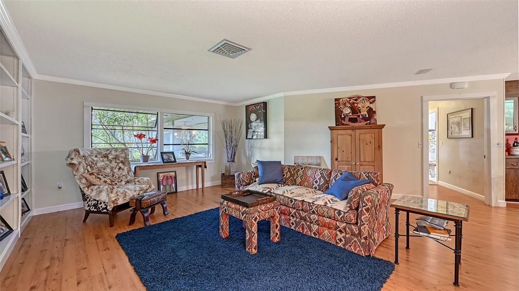 En Venta: $1,499,000 (4 camas, 3 baños, 3805 Pies cuadrados)