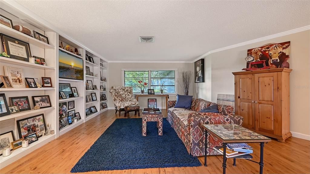 En Venta: $1,499,000 (4 camas, 3 baños, 3805 Pies cuadrados)