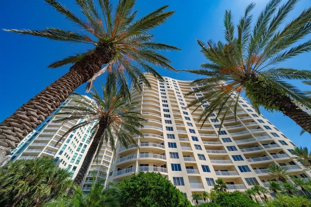 待售: $1,975,000 (3 贝兹, 2 浴室, 2530 平方英尺)