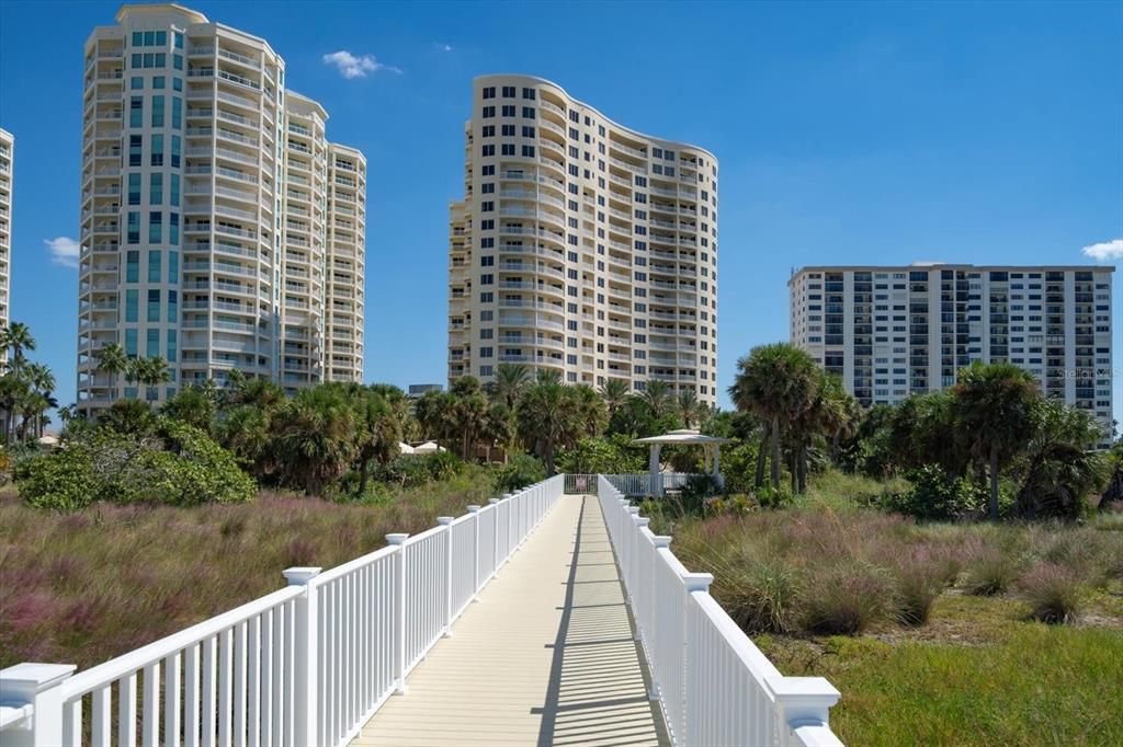 待售: $1,975,000 (3 贝兹, 2 浴室, 2530 平方英尺)