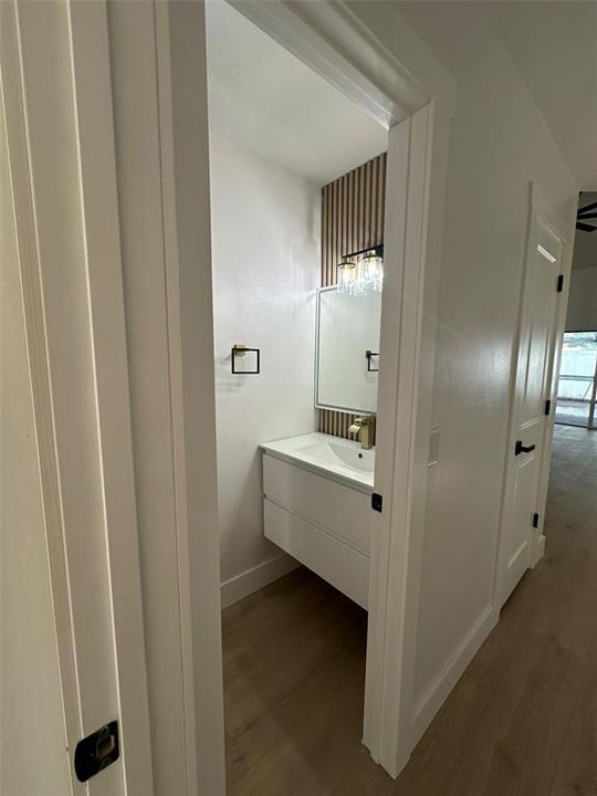 待售: $375,000 (3 贝兹, 2 浴室, 1378 平方英尺)