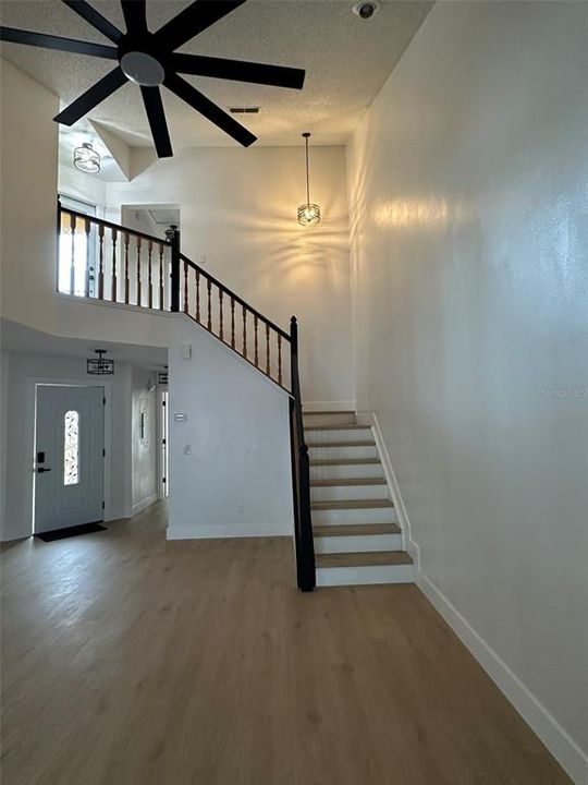 待售: $375,000 (3 贝兹, 2 浴室, 1378 平方英尺)