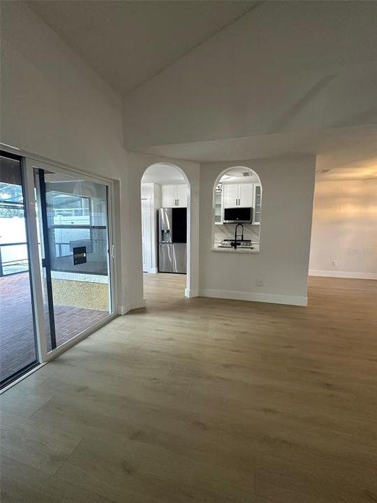 待售: $375,000 (3 贝兹, 2 浴室, 1378 平方英尺)