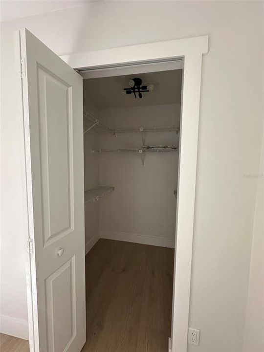 待售: $375,000 (3 贝兹, 2 浴室, 1378 平方英尺)