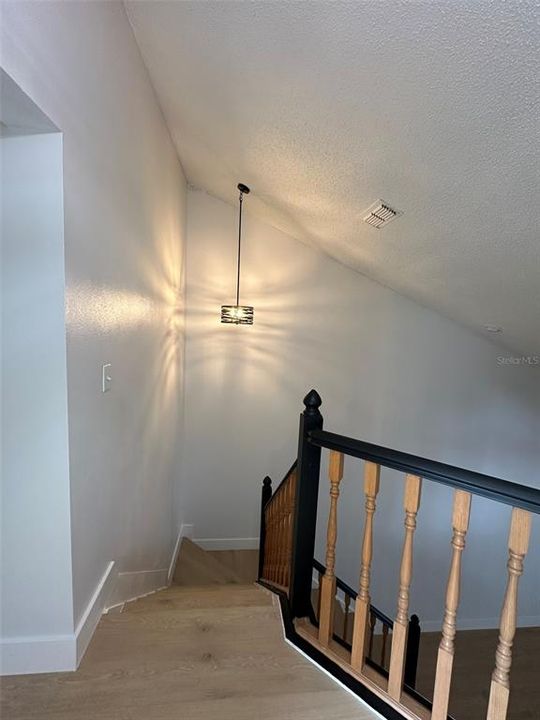 待售: $375,000 (3 贝兹, 2 浴室, 1378 平方英尺)