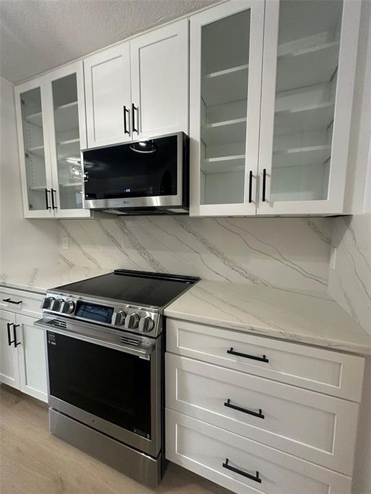 待售: $375,000 (3 贝兹, 2 浴室, 1378 平方英尺)