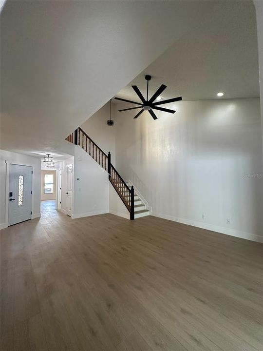 待售: $375,000 (3 贝兹, 2 浴室, 1378 平方英尺)