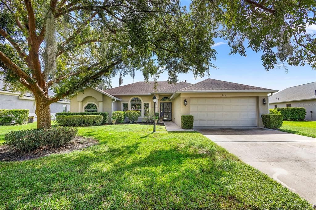 合同活跃: $380,000 (4 贝兹, 2 浴室, 2171 平方英尺)