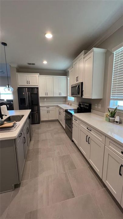 For Rent: $2,500 (3 beds, 2 baths, 1874 Square Feet)