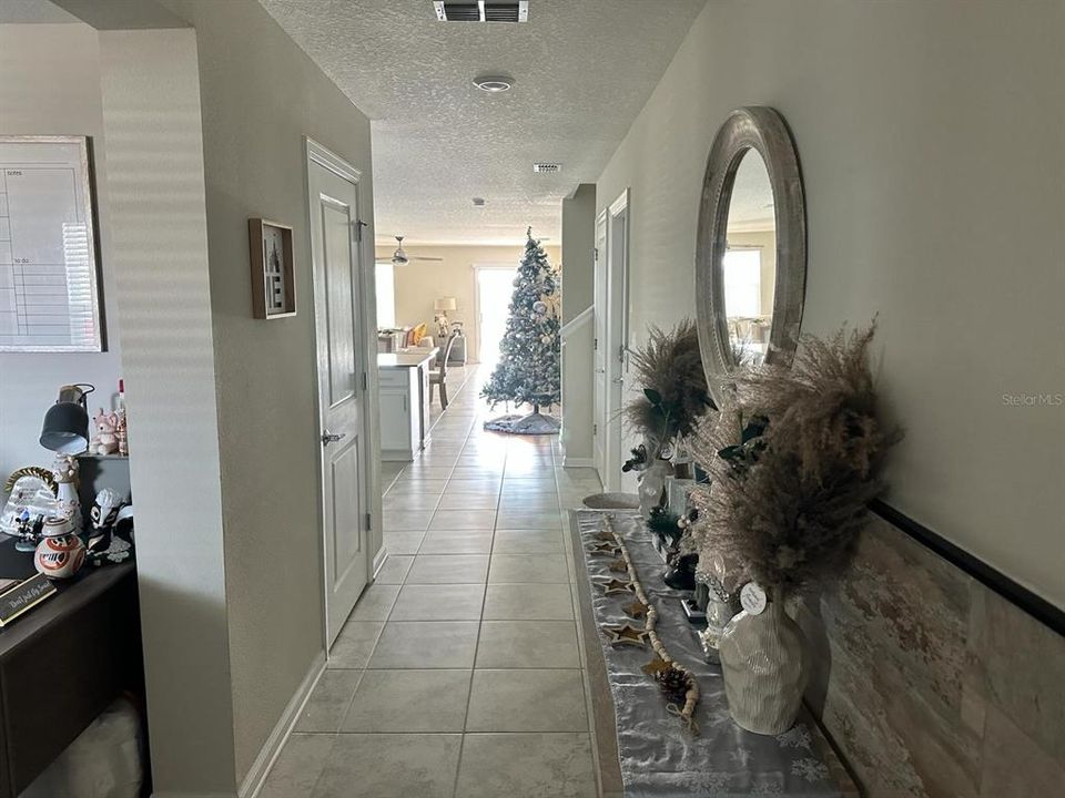 For Sale: $489,000 (4 beds, 2 baths, 2915 Square Feet)