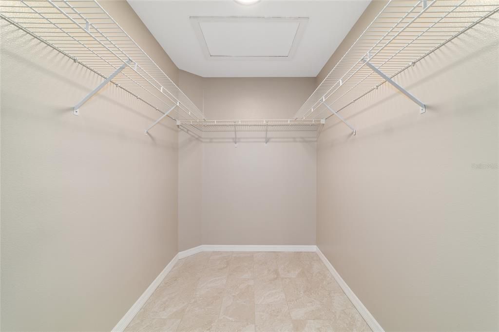 Active With Contract: $238,700 (3 beds, 2 baths, 1651 Square Feet)