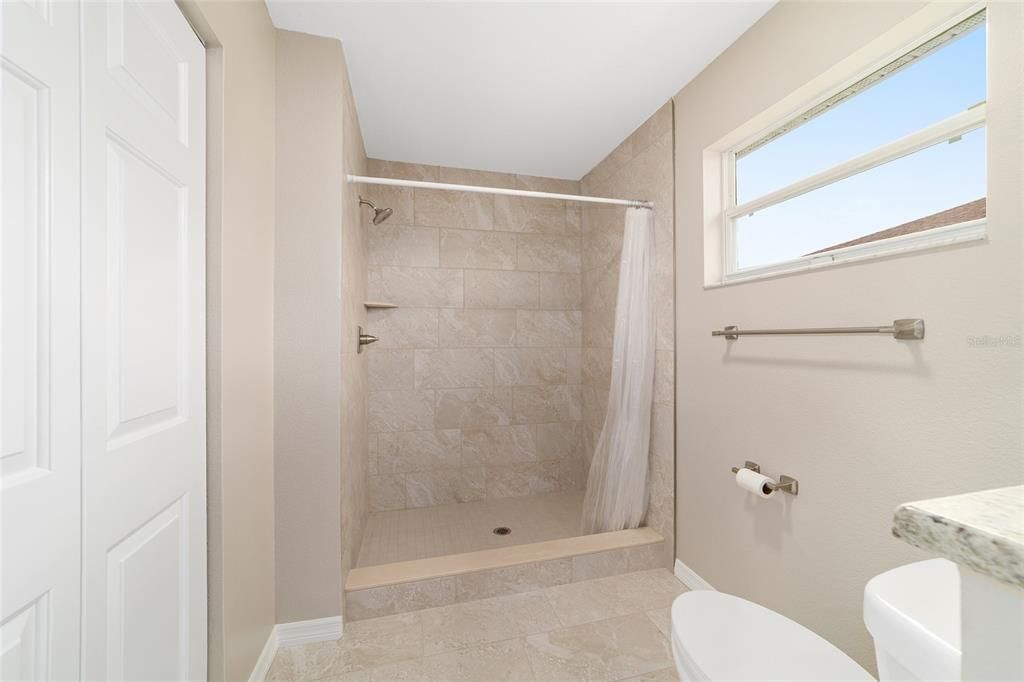 Active With Contract: $238,700 (3 beds, 2 baths, 1651 Square Feet)