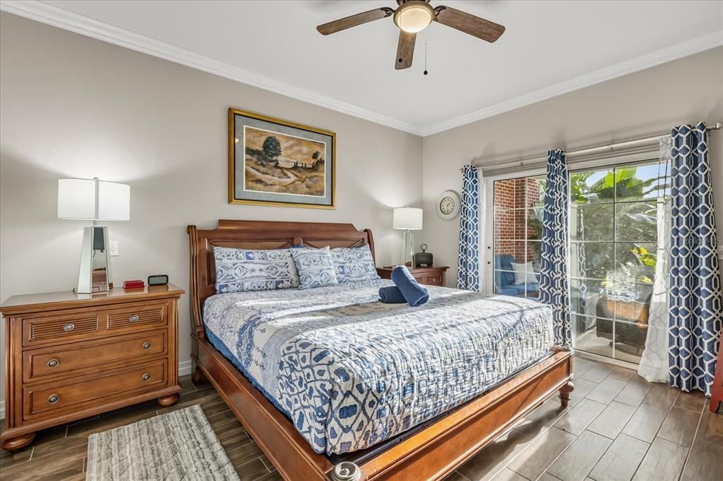 En Venta: $365,000 (3 camas, 3 baños, 1630 Pies cuadrados)