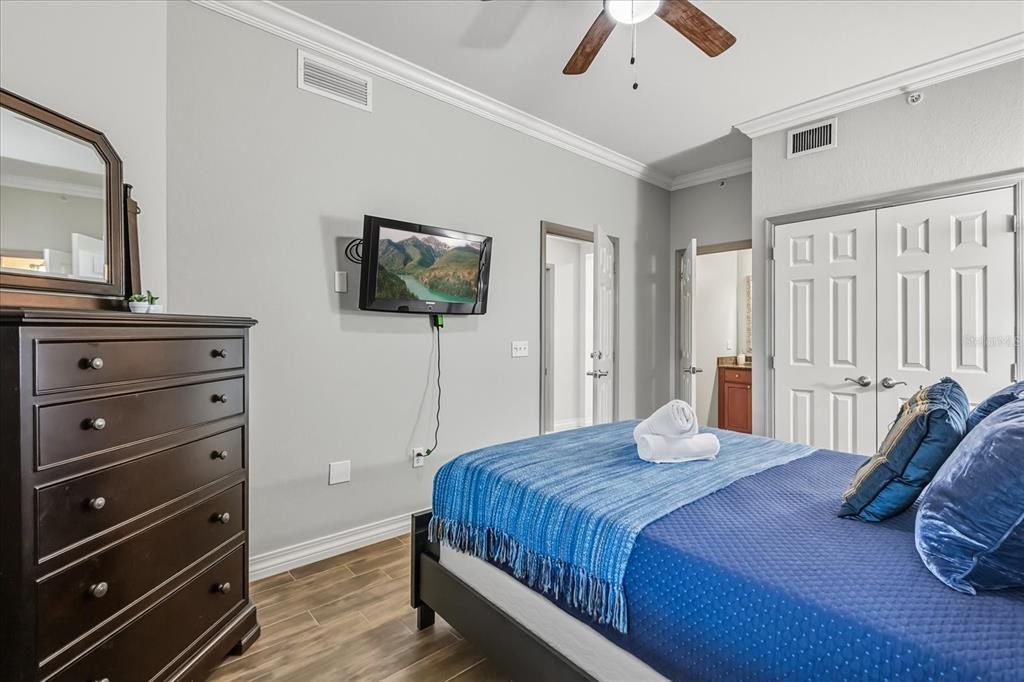 En Venta: $365,000 (3 camas, 3 baños, 1630 Pies cuadrados)